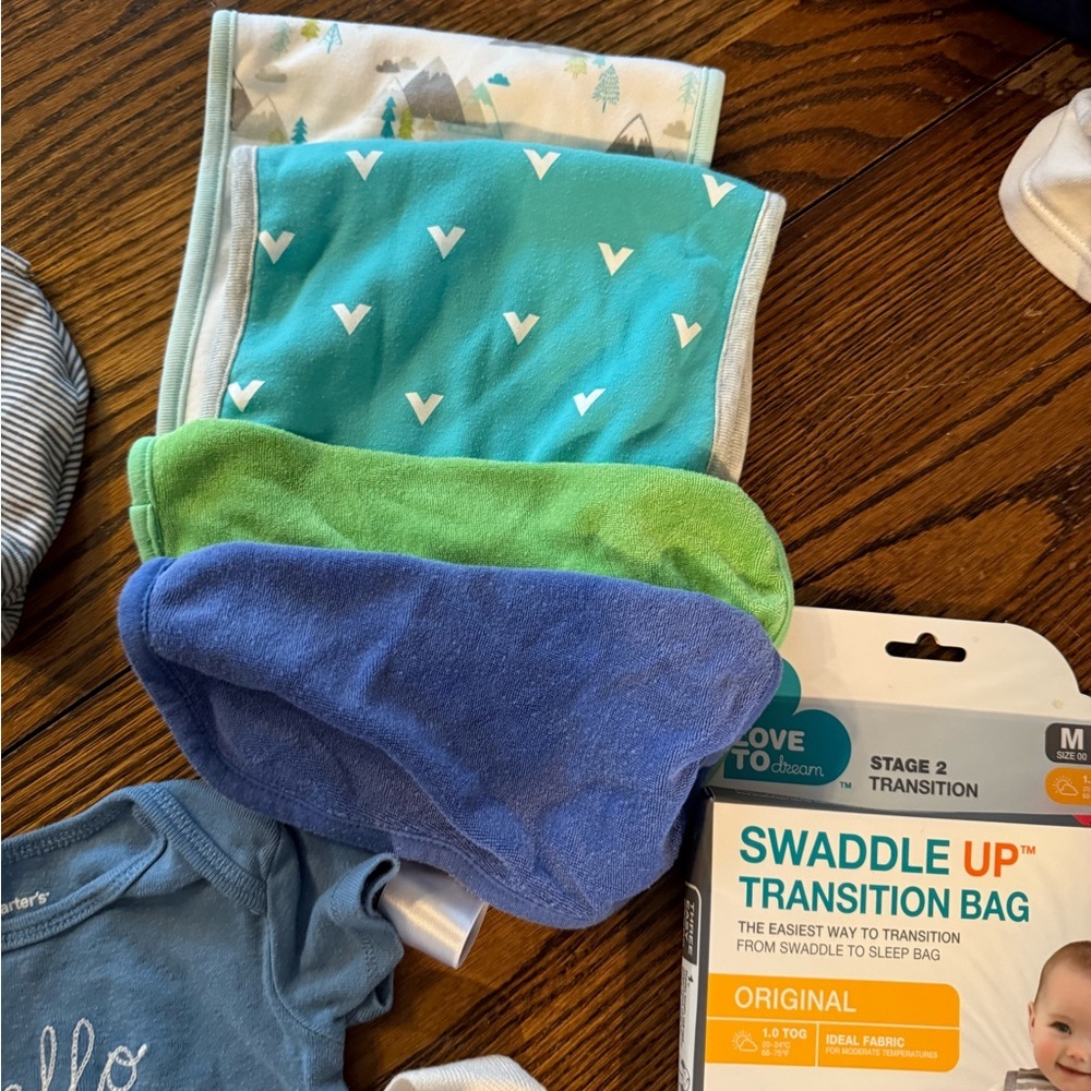 6 M Cloth Bundle W Sleep Sack & Socks - Picture 4 of 8